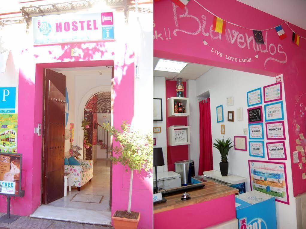 The Spot Central Hostel Séville Extérieur photo